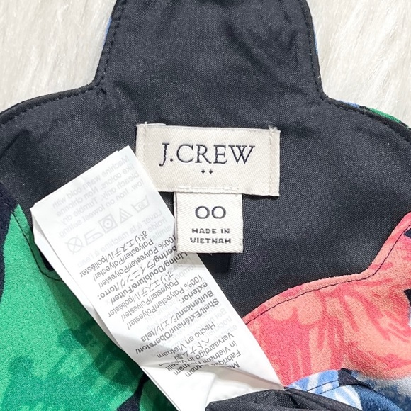 SOLD-J. Crew Tropical Floral Print Scalloped Sleeveless Strappy Racerback Tank - Picture 7 of 8